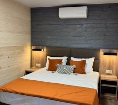 2. Двухкомнатный коттедж в Дубки