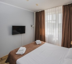 Номер «Люкс» 2-х местный, 2-х комнатный, вид на горы в Виктория