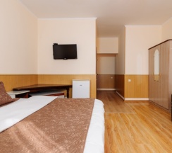 Стандарт  с двуспальной кроватью и видом на море до 5 гостей в Дельфин парк