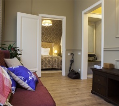 Люкс " Альфред фон Вакано" в Дом Cивре