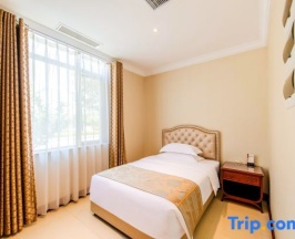 Вилла с 4 комнатами в Longshan Hotel