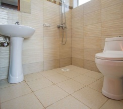 Двухместный номер Standard двуспальная кровать в Ntinda Bypass Hotel