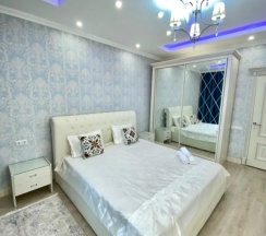 Апартаменты с 2 комнатами с балконом в For rent