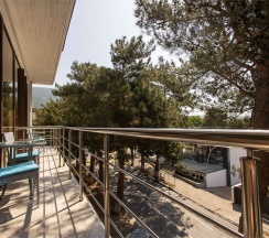 Номер первой категории "Стандарт с балконом" в Mari