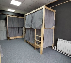 Койко-места в 6-ти местном мужском номере в WelKam