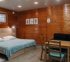 Номер студия с 1 двуспальной кроватью с кухней в Таёжник