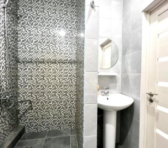 Апартаменты с красивым видом из окна в Квартира 2-комнатная Cтудия Yarapartments на Октября 11