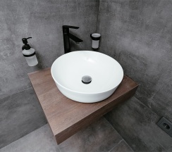 Стандарт в House