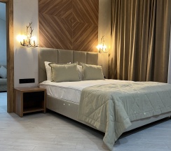 Двухкомнатный семейный ЛЮКС с кухней в Tash maral