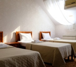 Стандарт 3-х местный в Утомленные Солнцем