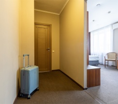 Комфорт - 1 комнатный с 2х.сп.кроватью в Полёт