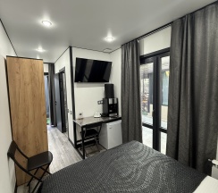 Двухместный номер с двуспальной кроватью в BoxHouse