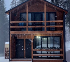 Двухэтажный коттедж 120 кв.м. в Snow white Arkhyz