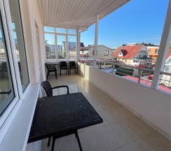 Апартаменты с балконом в Summer House
