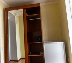 Люкс двухкомнатный с двумя раздельными кроватями  в АэроОтель