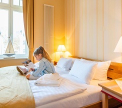 Двухместный номер Economy с видом на окрестности двуспальная кровать в Strandhotel Möwe
