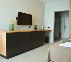 Номер Standard с балконом и с видом на море в Айтар Морские корпуса