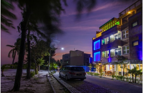 Мальдивы, Хулхумале: Отель Ripple Beach Inn