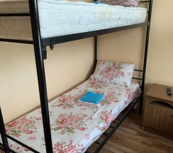 Кровать в 4-местном общем номере в Кавказ