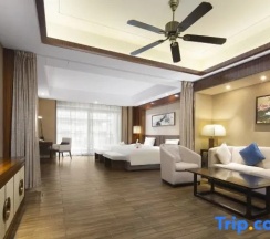 Двухместный номер Standard с видом на море двуспальная кровать в Jinghai Hotel & Resort