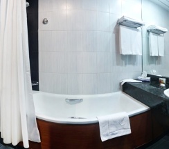 Стандарт Премиум с двумя кроватями/ или одной широкой кроватью в Бенефит Плаза