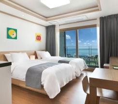 Двухместный номер Standard Цокольный этаж 2 отдельные кровати в Familia Hotel Jeju