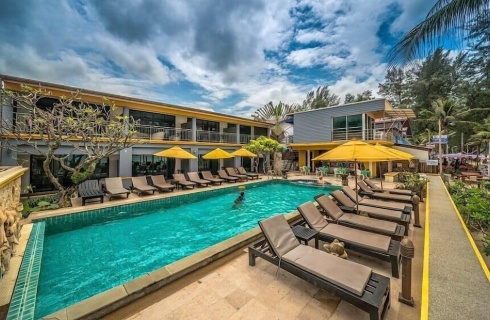 Таиланд, Камала: Апартаменты Kamala Beachfront Apartment