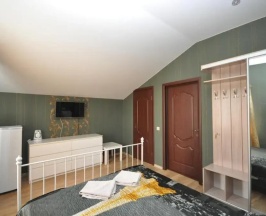 Двухместный полулюкс двуспальная кровать в Уют