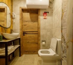 Романтика в Hut house