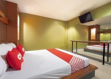 Номер Deluxe в OYO 75382 Chonburi Hotel