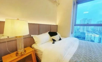 Четырёхместный семейный номер Standard с видом на город в Dream Inn Hotel (Songjiazhuang Subway Station Branch)