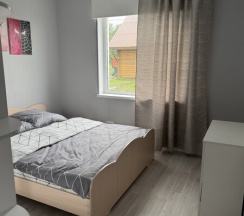 Большой коттедж с сауной на малой территори в Хитрый лис