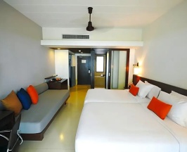 Двухместный номер Deluxe с видом на море (2 отдельные кровати) в Southsea Khaolak Beach Resort