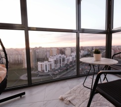 Апартаменты c 1 комнатой с балконом в Апартаменты Skyline