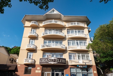 Лазаревское: Отель Grand Elite