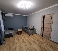 Апартаменты с 2 комнатами в У пруда