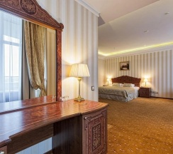 Двухместный номер Deluxe двуспальная кровать в Royal Hotel Spa&Wellness