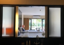 Номер Deluxe с балконом в Amarin Samui Hotel