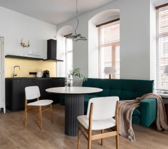 Апартаменты люкс с 1 двуспальной кроватью в Dostoevsky Apartments (Апартаменты Достоевского)