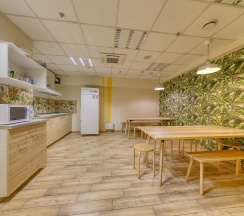 Кровать в 2-местном общем мужском номере (без удобств) в Терминал Адлер