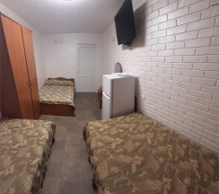 4-х местный полуСтандарт цокольный этаж №6 в Лакшми