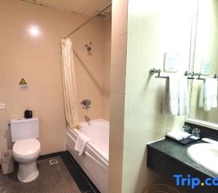 Двухместный номер Standard двуспальная кровать в Xincheng Hotel - Hohhot