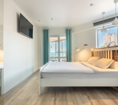 Семейный люкс с видом на море и террасой Aqua, Станюковича 3 в Panorama Suites Group