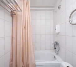 Двух уровневые апартаменты с антресолью в Берисон