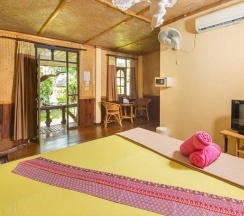 Бунгало Deluxe с вентилятором (без горячей воды) в Bottle Beach 1 Resort