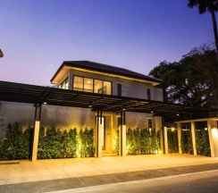Вилла Premier рядом с пляжем в Villa Navin Resort