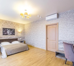 Улучшенный с балконом в Аист