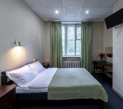 Двухместный стандарт в Авиамоторная