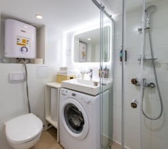 Двухкомнатные апартаменты в Кarl House
