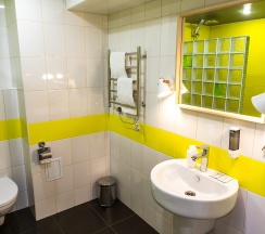 Бизнес 2-комнатный  номер в Welcome Inn